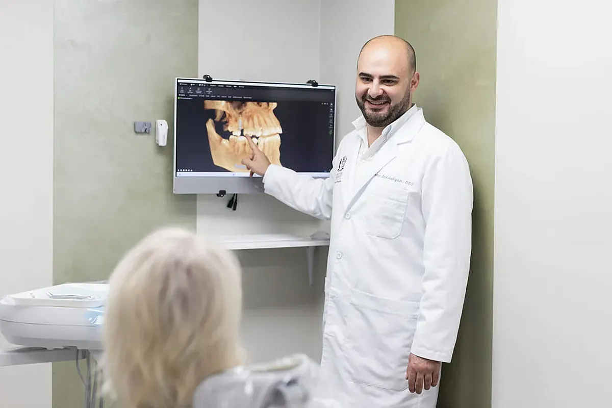 Smile Makeovers & Digital Smile Design